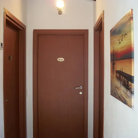 Maria Bruna'S Apartments 펜션