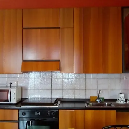 Maria Bruna'S Apartments 코모